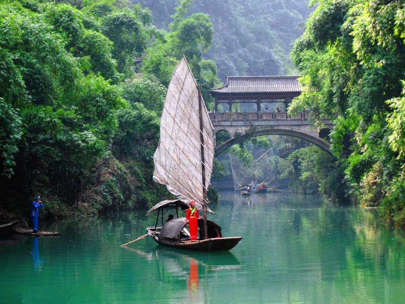 3990876_163740303102_2_副本