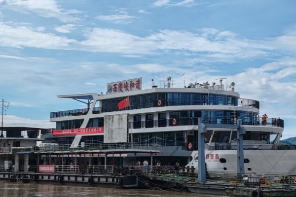 兩壩一峽+三峽升船機一日游怎么玩？一天能過兩個壩嗎？