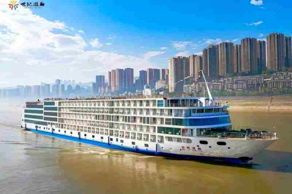 【世紀系列】[世紀遠航]是世紀游輪全新 “榮耀級Pro” 游輪，安全、綠色、科技、智能、舒適的游輪性能和體驗上全面升級