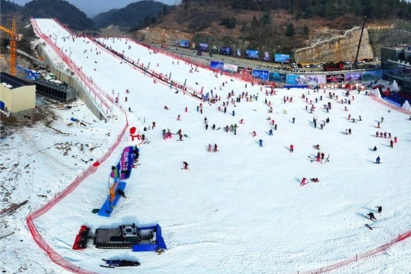 屈原故里國際滑雪場(chǎng)—專屬學(xué)生群體的滑雪福利（截止到12月31日前）