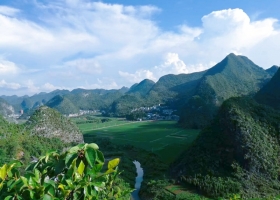 宜昌到貴州品質(zhì)六日游【上春山·花韻布依】