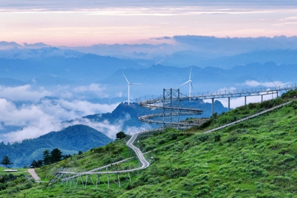 免票！半價！清明出游百里荒，解鎖高山草原春日浪漫