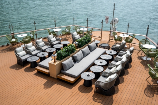 宜昌到重慶的長江三峽世紀江山如詩一日游登船時需要出示什么證件？