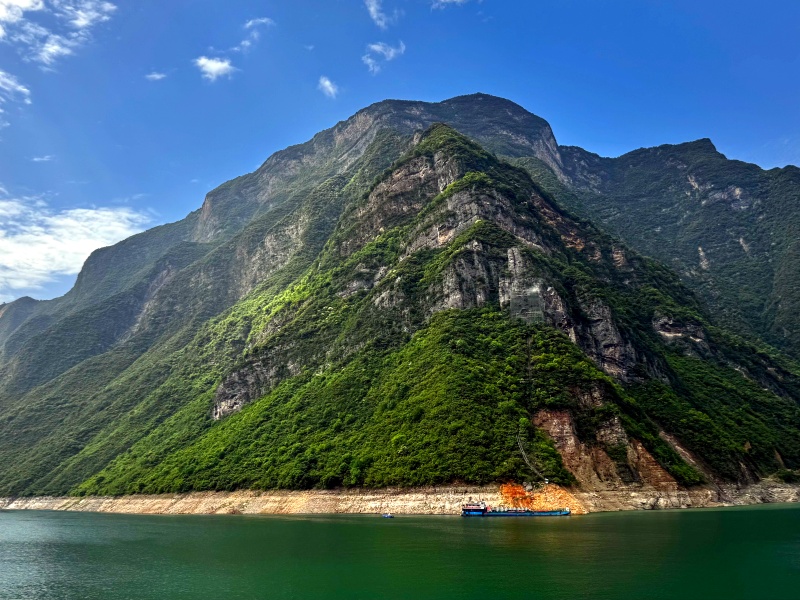 498c5f7a3d728a273b9b964112b3ff2_副本