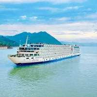 【世紀綠洲號游輪】重慶至宜昌4日游，奢享綠洲慢時光