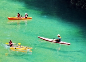 宜昌到恩施土司城·女兒城·屏山大峽谷·宣恩夜景·梭布埡三天兩晚純玩0購物團