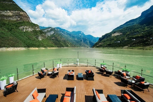 世紀系列三姐妹船世紀綠洲、凱歌、榮耀三艘船該如何選擇?