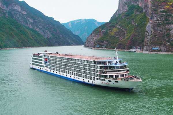 世紀凱歌號游輪預訂攻略：怎樣訂最劃算和靠譜？世紀凱歌游輪內部圖片