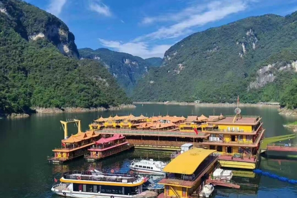 冬季清江畫廊開放嗎？散客交通攻略全解析